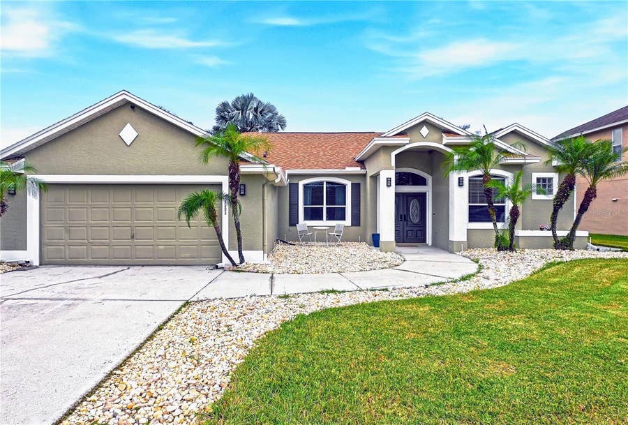 Property photo for 4505 BLOOMSBURY COURT, Tampa, FL