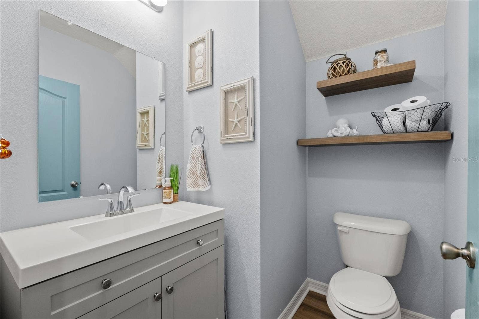13049 MAYCREST AVENUE, Weeki Wachee, FL 34614