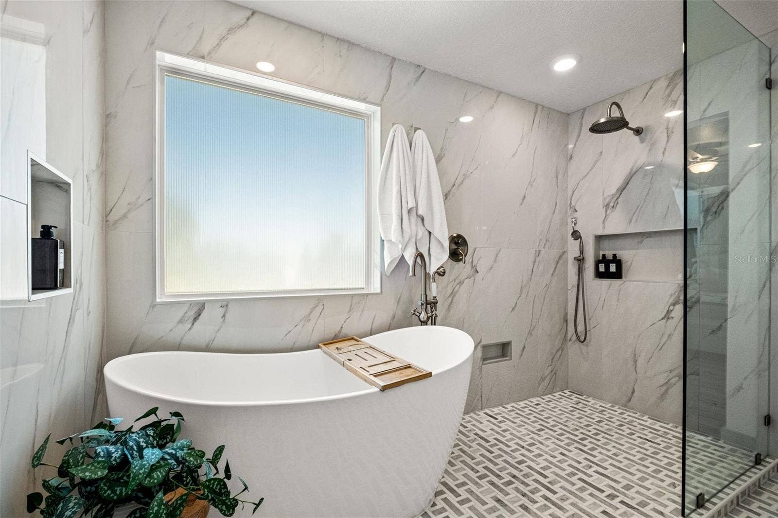 13049 MAYCREST AVENUE, Weeki Wachee, FL 34614