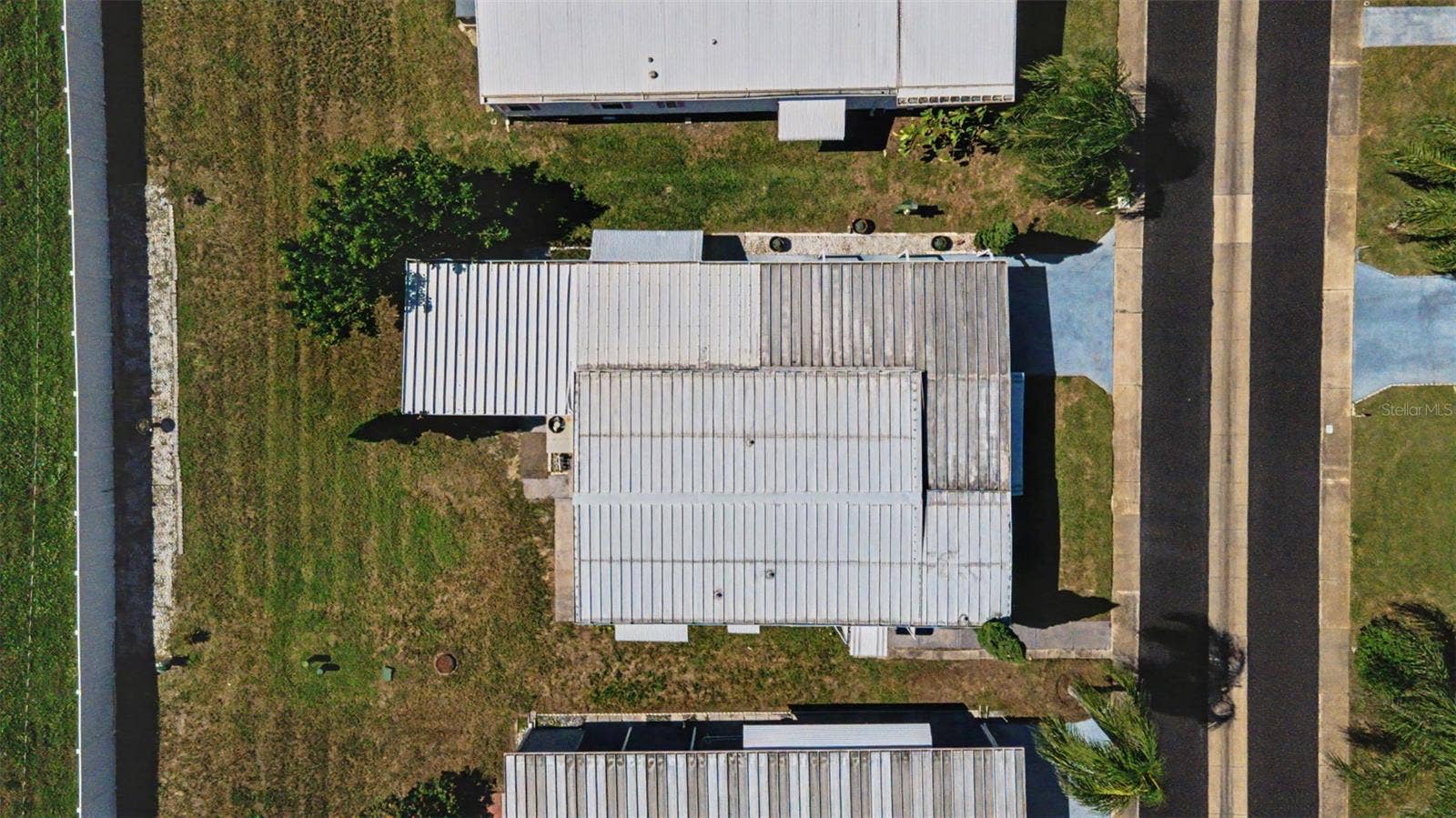 18 DRURY LANE, Tarpon Springs, FL 34689 ROOF OVER