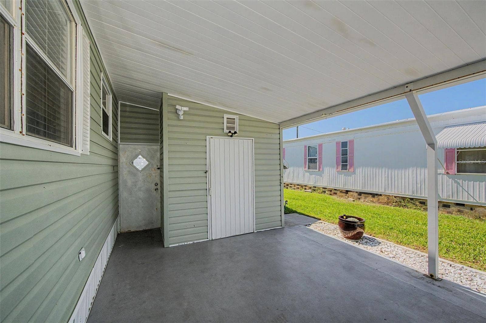 18 DRURY LANE, Tarpon Springs, FL 34689 18 DRURY LANE, Tarpon Springs, FL 34689