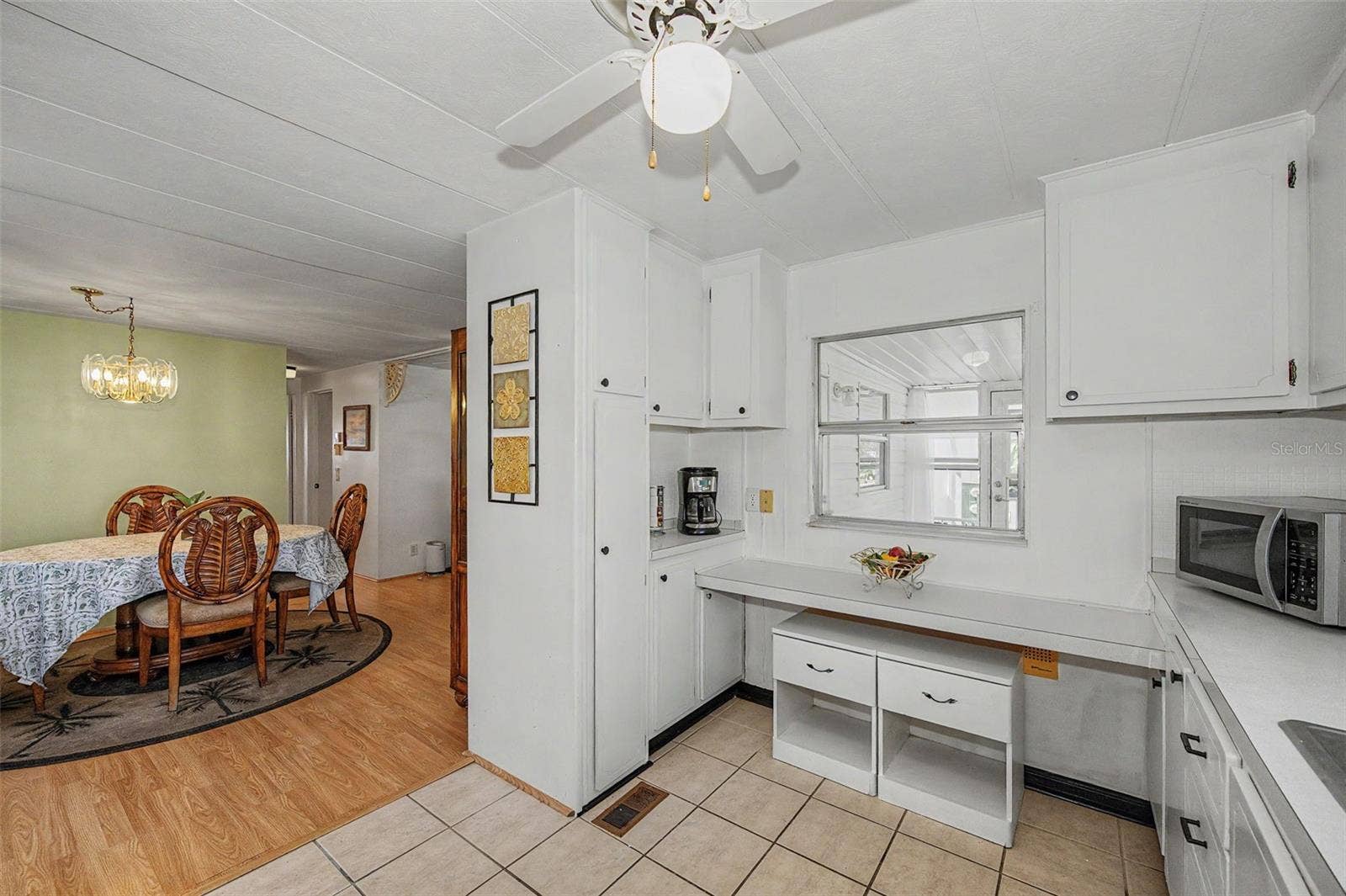 18 DRURY LANE, Tarpon Springs, FL 34689 18 DRURY LANE, Tarpon Springs, FL 34689
