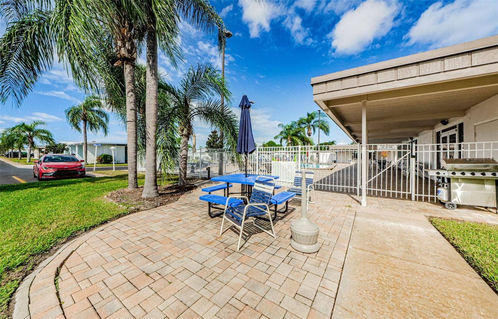 18 DRURY LANE, Tarpon Springs, FL 34689 18 DRURY LANE, Tarpon Springs, FL 34689