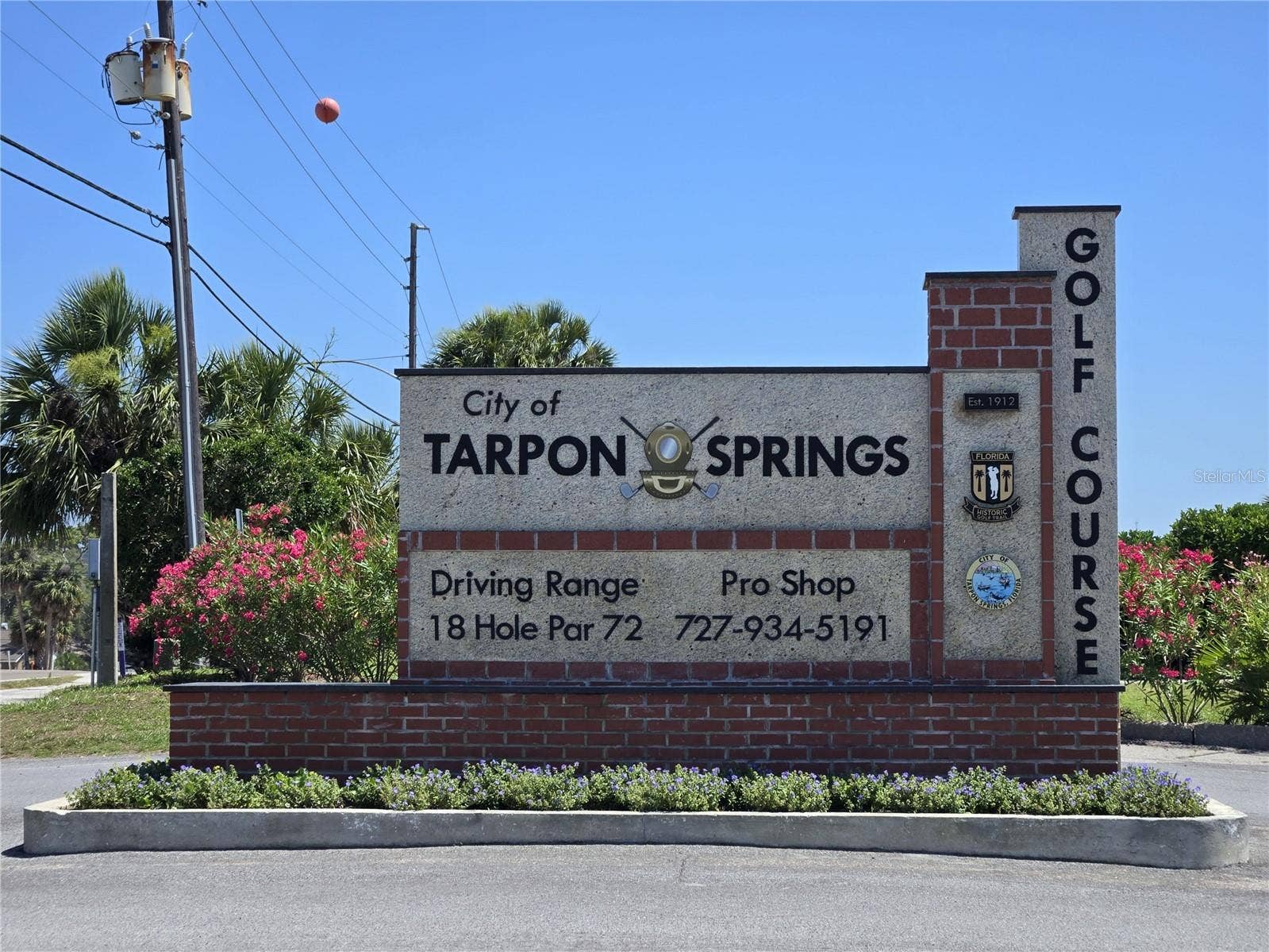 18 DRURY LANE, Tarpon Springs, FL 34689 TARPON SPRINGS GOLF COURSE