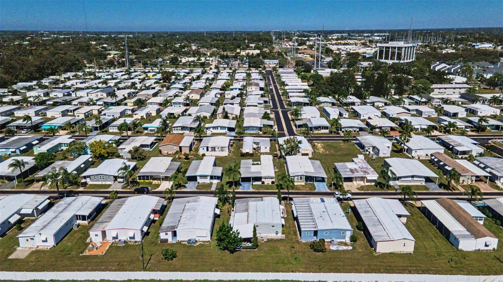 18 DRURY LANE, Tarpon Springs, FL 34689 18 DRURY LANE, Tarpon Springs, FL 34689