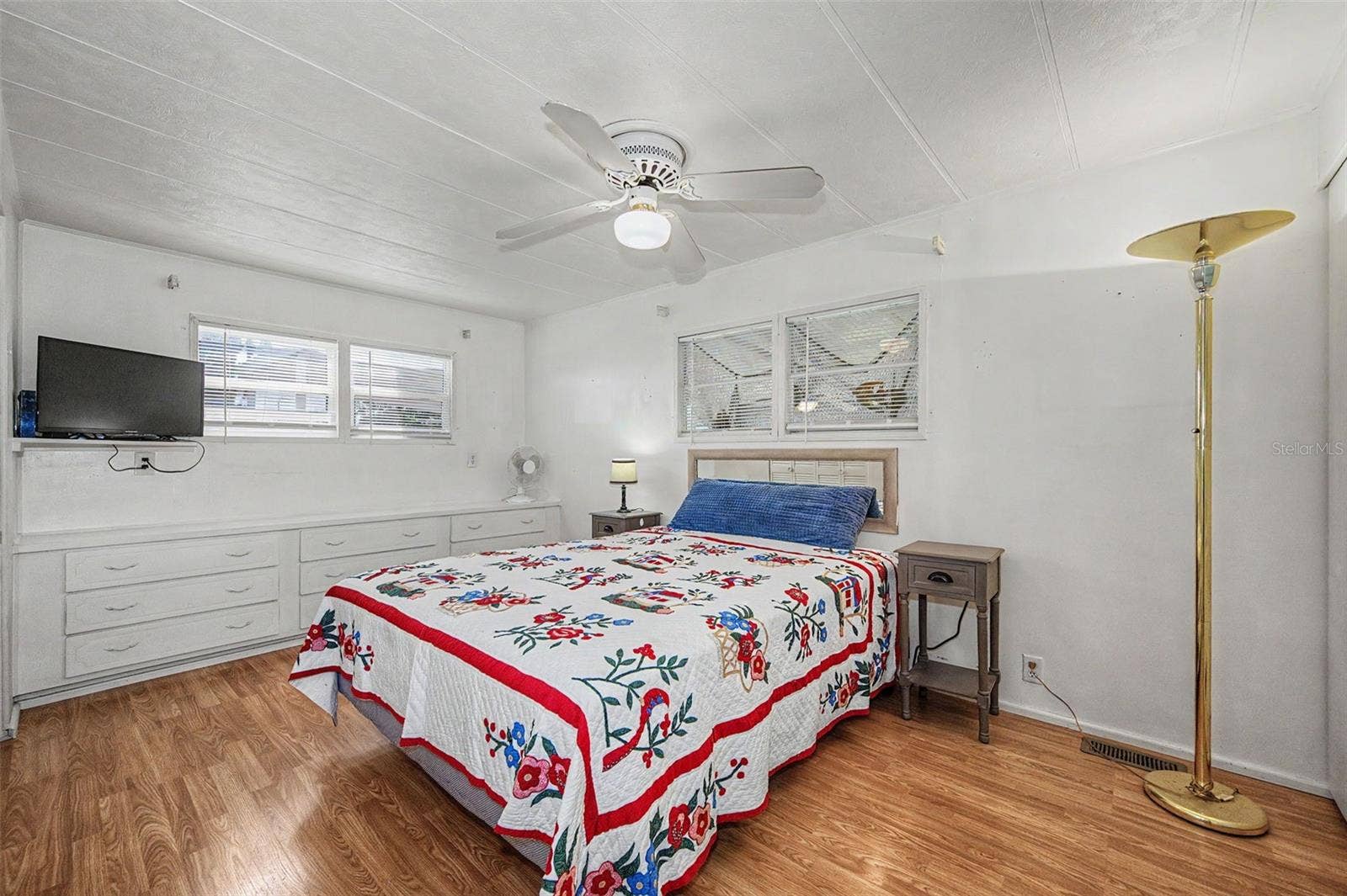 18 DRURY LANE, Tarpon Springs, FL 34689 Primary Bedroom...