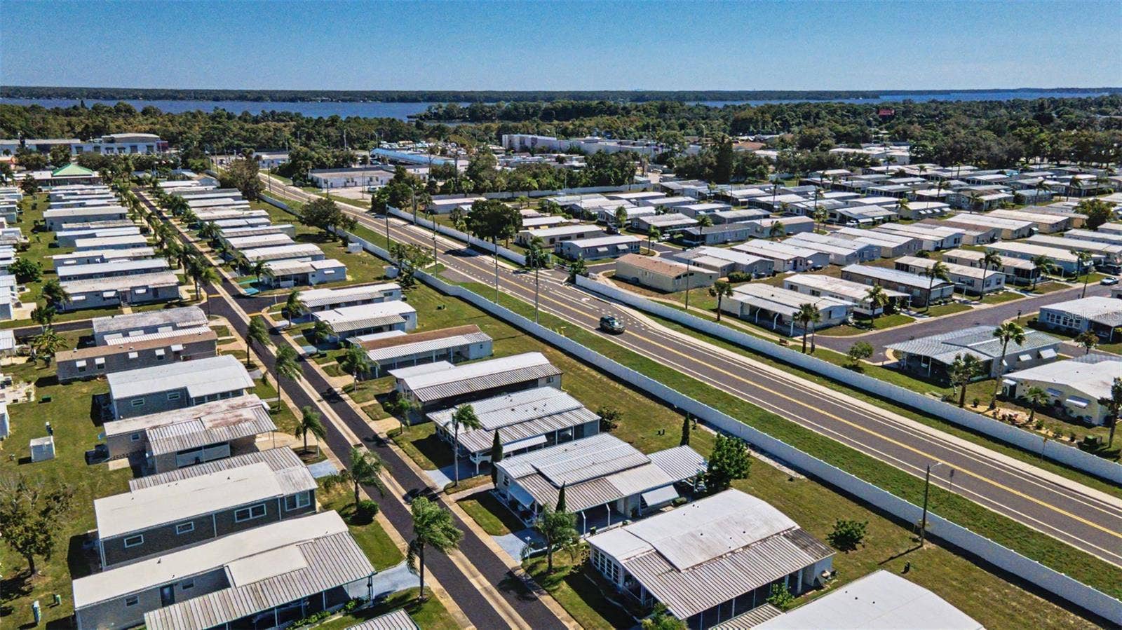 18 DRURY LANE, Tarpon Springs, FL 34689 18 DRURY LANE, Tarpon Springs, FL 34689