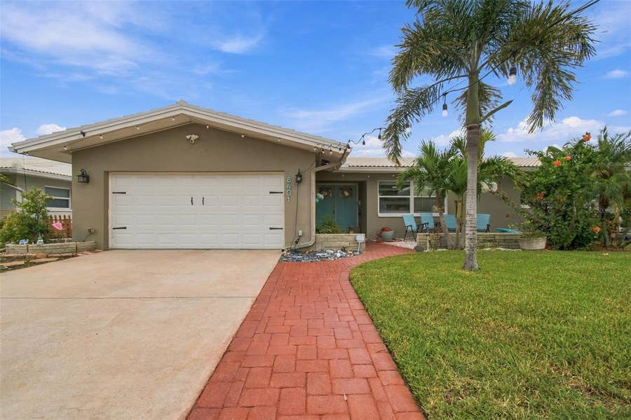 Property photo for 8401 BOULDER PLACE, Tampa, FL