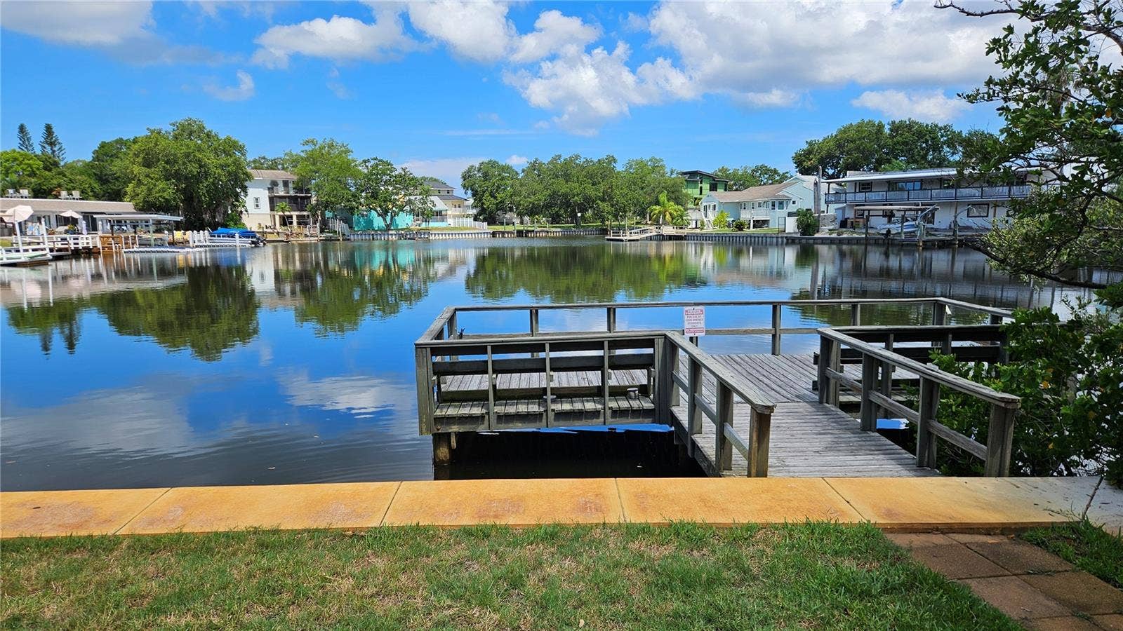 4805 ALT 19, #114, Palm Harbor, FL 34683 4805 ALT 19, #114, Palm Harbor, FL 34683