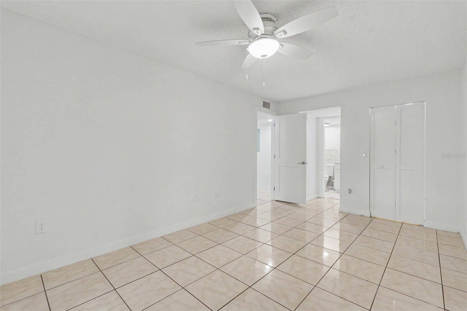 4805 ALT 19, #114, Palm Harbor, FL 34683 4805 ALT 19, #114, Palm Harbor, FL 34683
