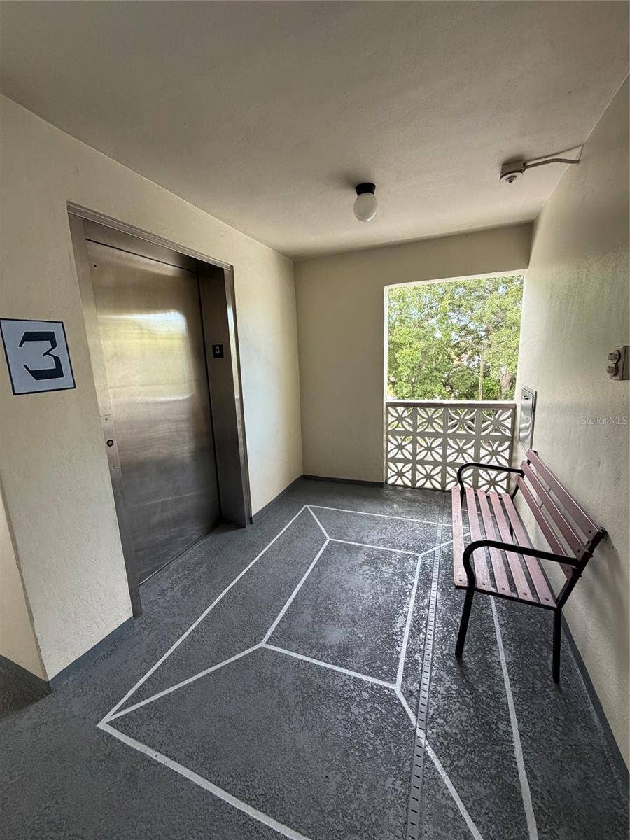 1524 LAKEVIEW ROAD, #304, Clearwater, FL 33756 1524 LAKEVIEW ROAD, #304, Clearwater, FL 33756