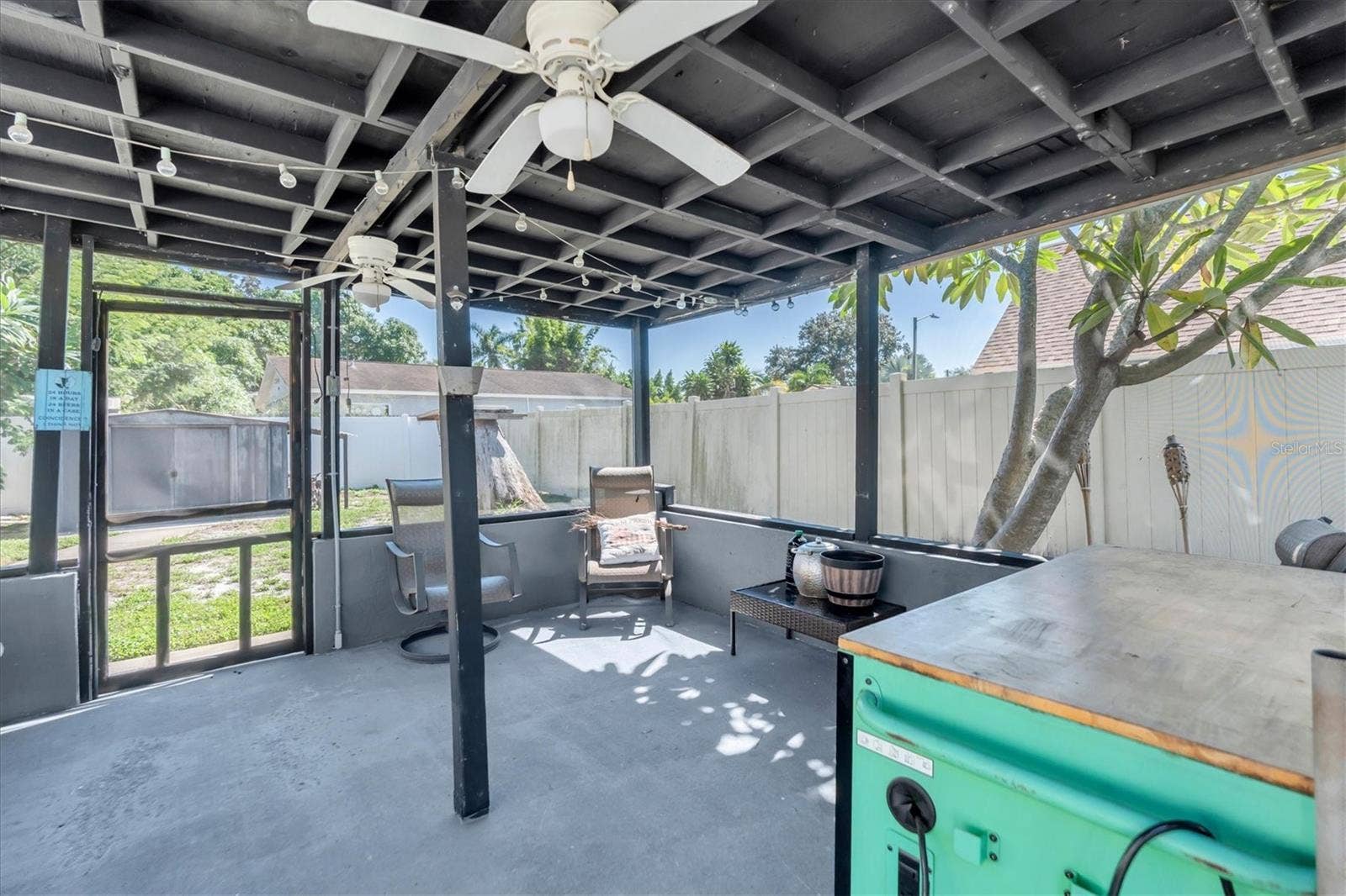 1951 TAYLOR LAKE CIRCLE, Seminole, FL 33778 1951 TAYLOR LAKE CIRCLE, Seminole, FL 33778
