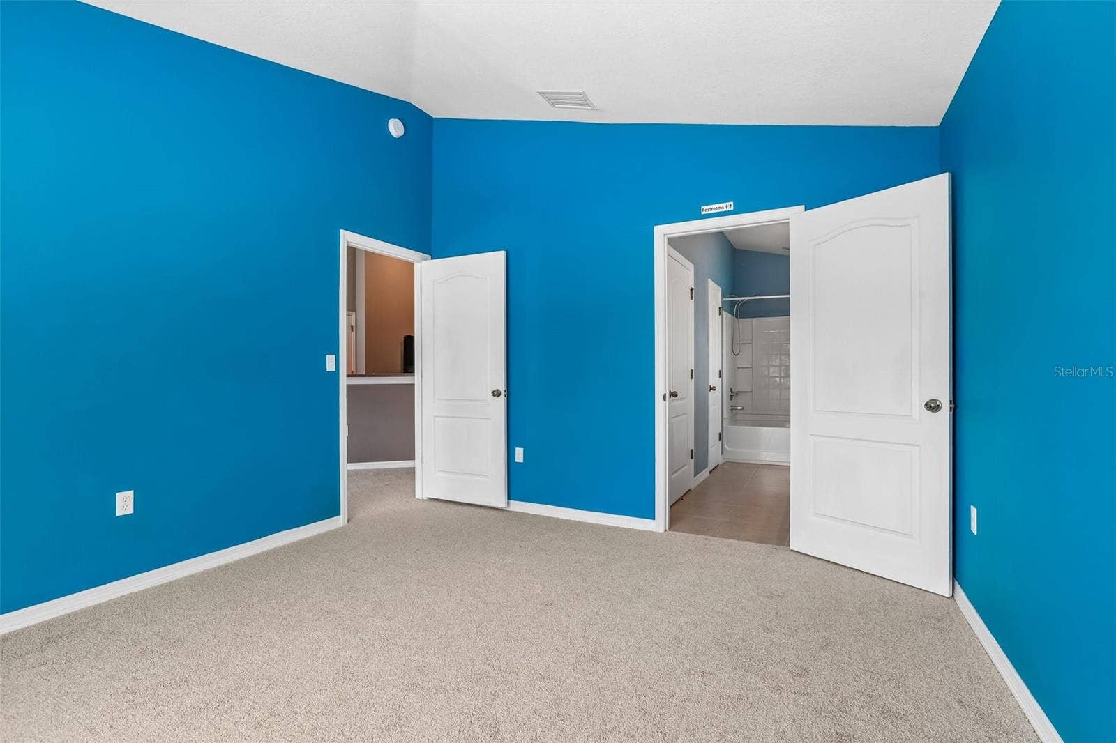 7703 RED MILL CIRCLE, New Port Richey, FL 34653 7703 RED MILL CIRCLE, New Port Richey, FL 34653