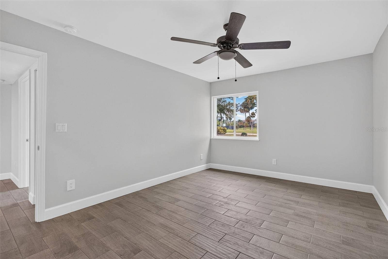 876 116TH AVENUE N, #103, St Petersburg, FL 33716 Primary bedroom