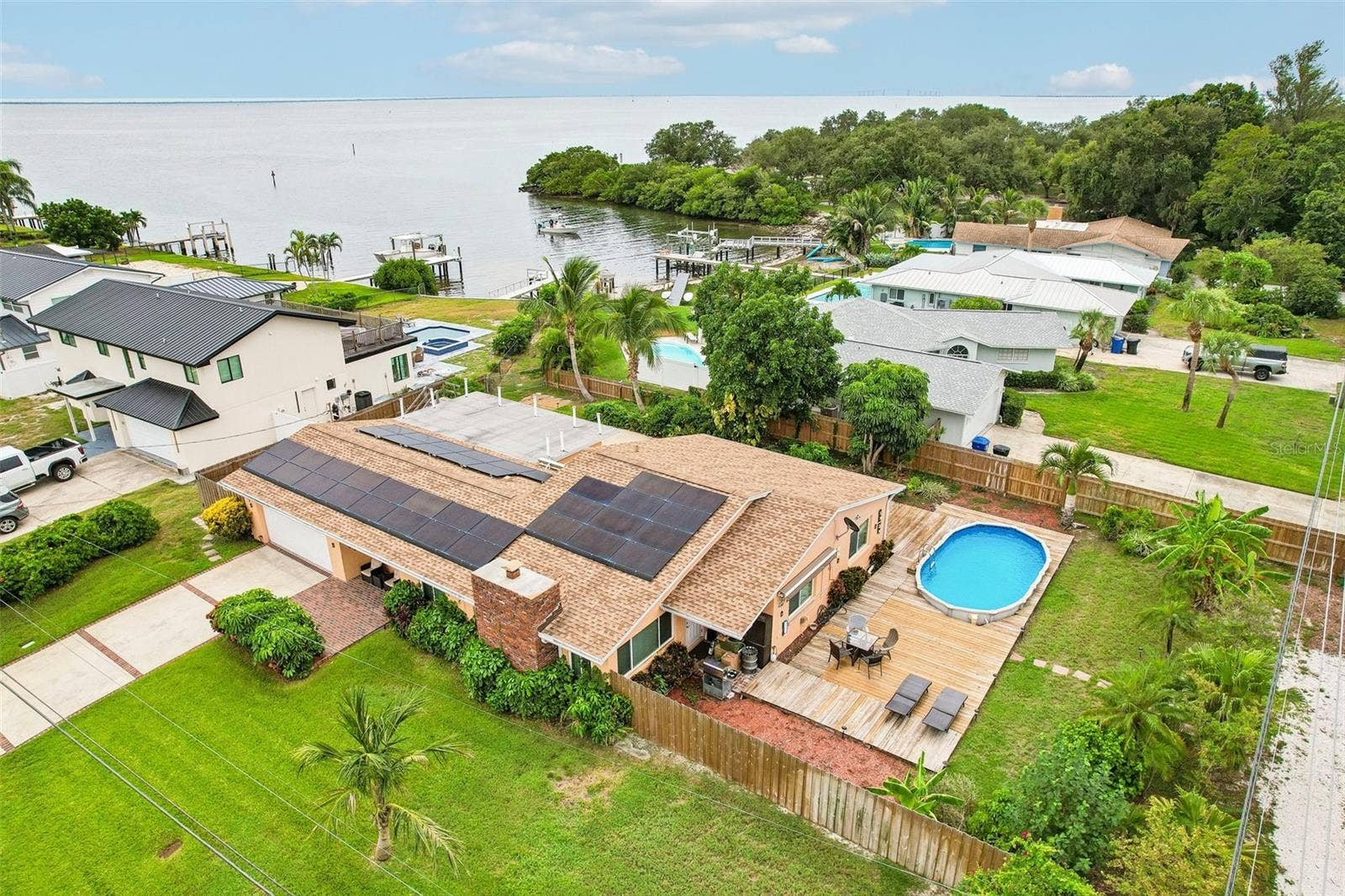 398 COLONY POINT ROAD S, St Petersburg, FL 33705 398 COLONY POINT ROAD S, St Petersburg, FL 33705