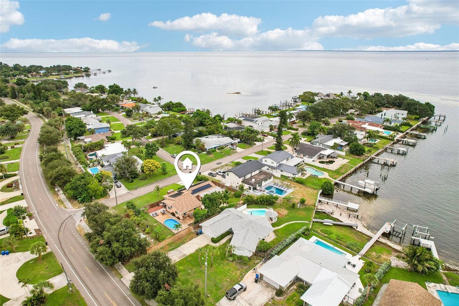 398 COLONY POINT ROAD S, St Petersburg, FL 33705 398 COLONY POINT ROAD S, St Petersburg, FL 33705