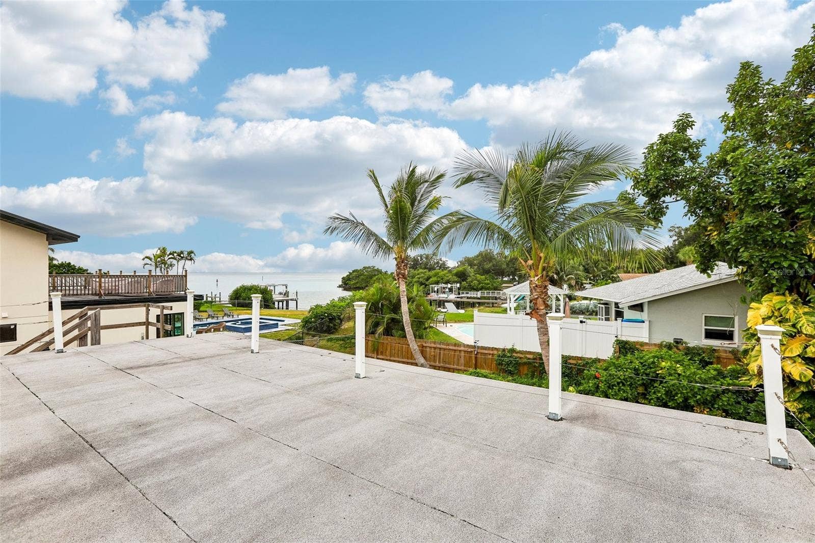 398 COLONY POINT ROAD S, St Petersburg, FL 33705 398 COLONY POINT ROAD S, St Petersburg, FL 33705
