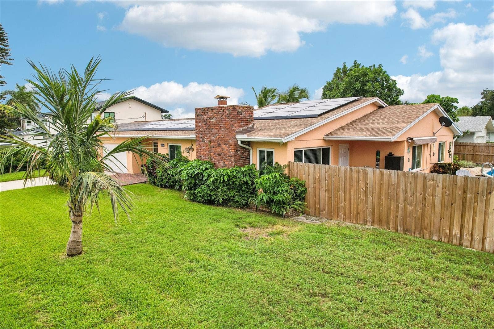 398 COLONY POINT ROAD S, St Petersburg, FL 33705 398 COLONY POINT ROAD S, St Petersburg, FL 33705
