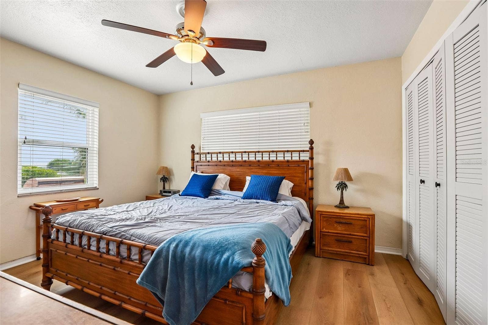 398 COLONY POINT ROAD S, St Petersburg, FL 33705 398 COLONY POINT ROAD S, St Petersburg, FL 33705