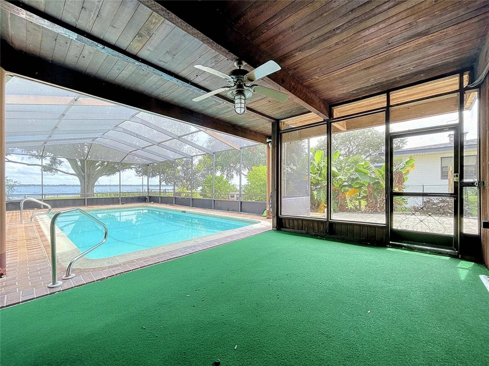 1348 EDGEWATER BEACH DRIVE, Lakeland, FL 33805 Lanai area with direct pool access