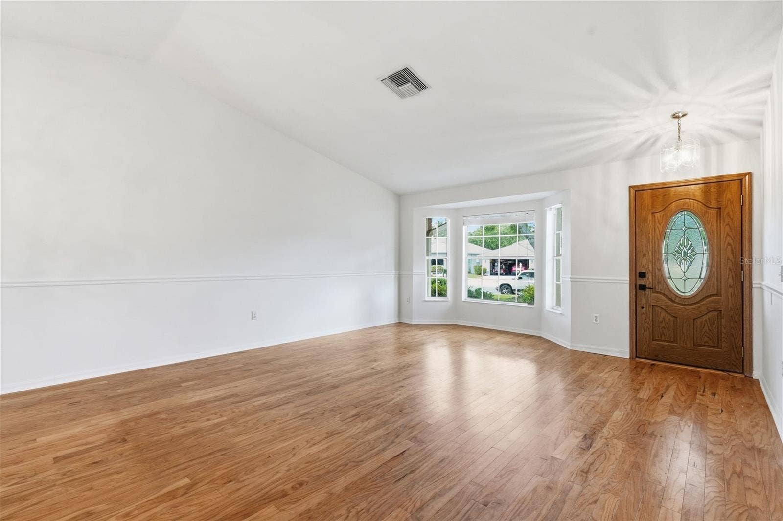 1444 CANBERLEY COURT, New Port Richey, FL 34655 Living Room
