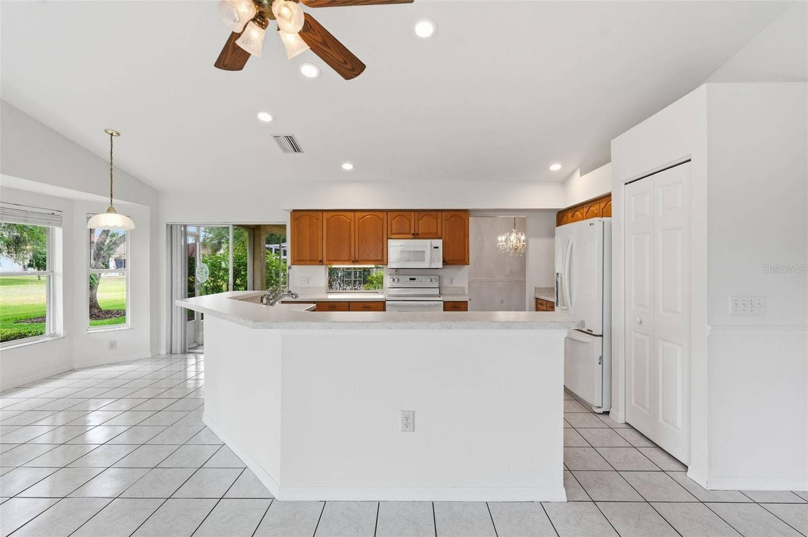 1444 CANBERLEY COURT, New Port Richey, FL 34655 Kitchen