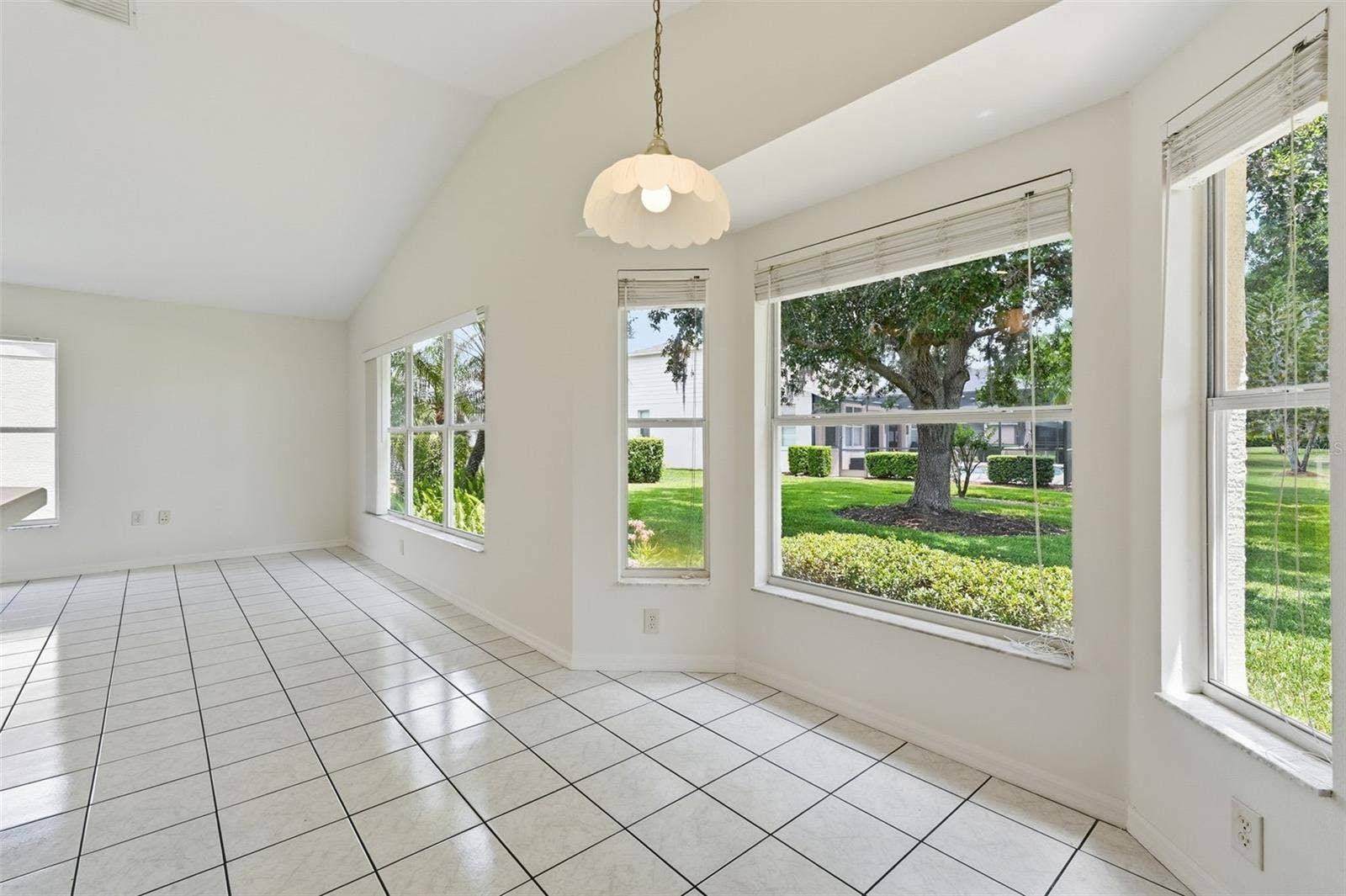 1444 CANBERLEY COURT, New Port Richey, FL 34655 Breakfast Nook