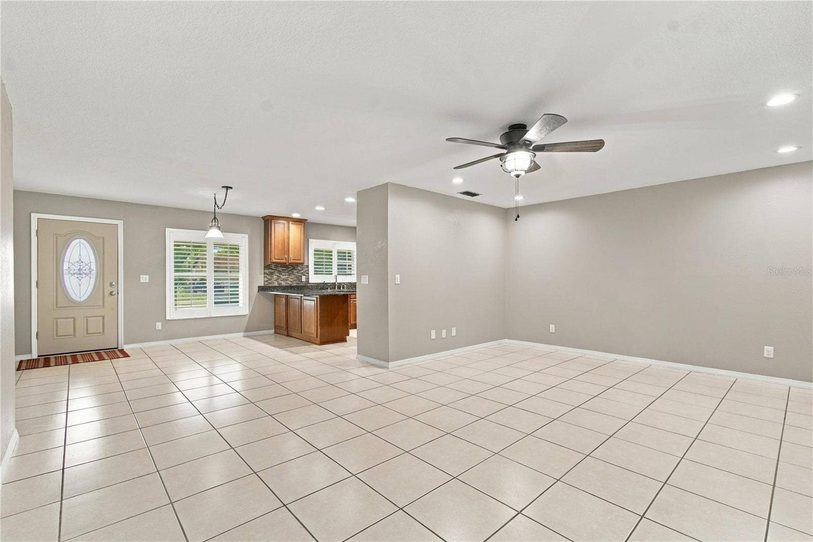 8410 ANGELA COURT, Zephyrhills, FL 33541 8410 ANGELA COURT, Zephyrhills, FL 33541