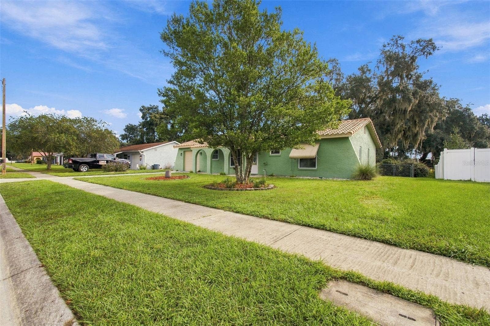 8410 ANGELA COURT, Zephyrhills, FL 33541 8410 ANGELA COURT, Zephyrhills, FL 33541
