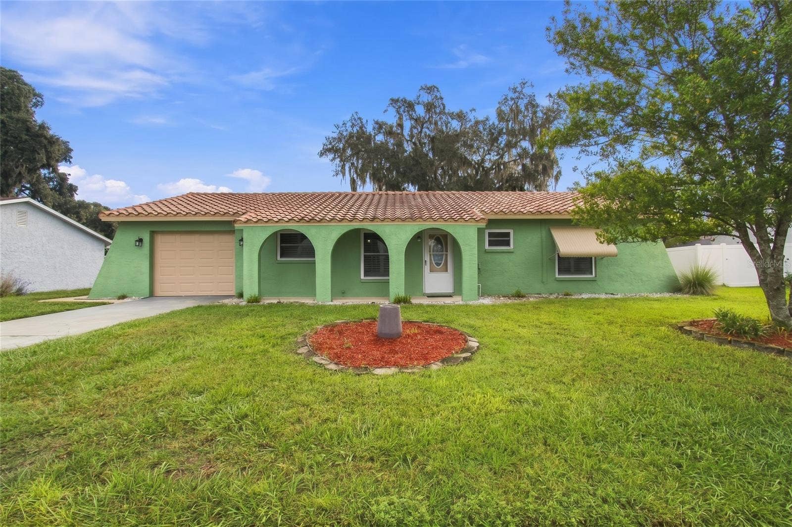 8410 ANGELA COURT, Zephyrhills, FL 33541 8410 ANGELA COURT, Zephyrhills, FL 33541