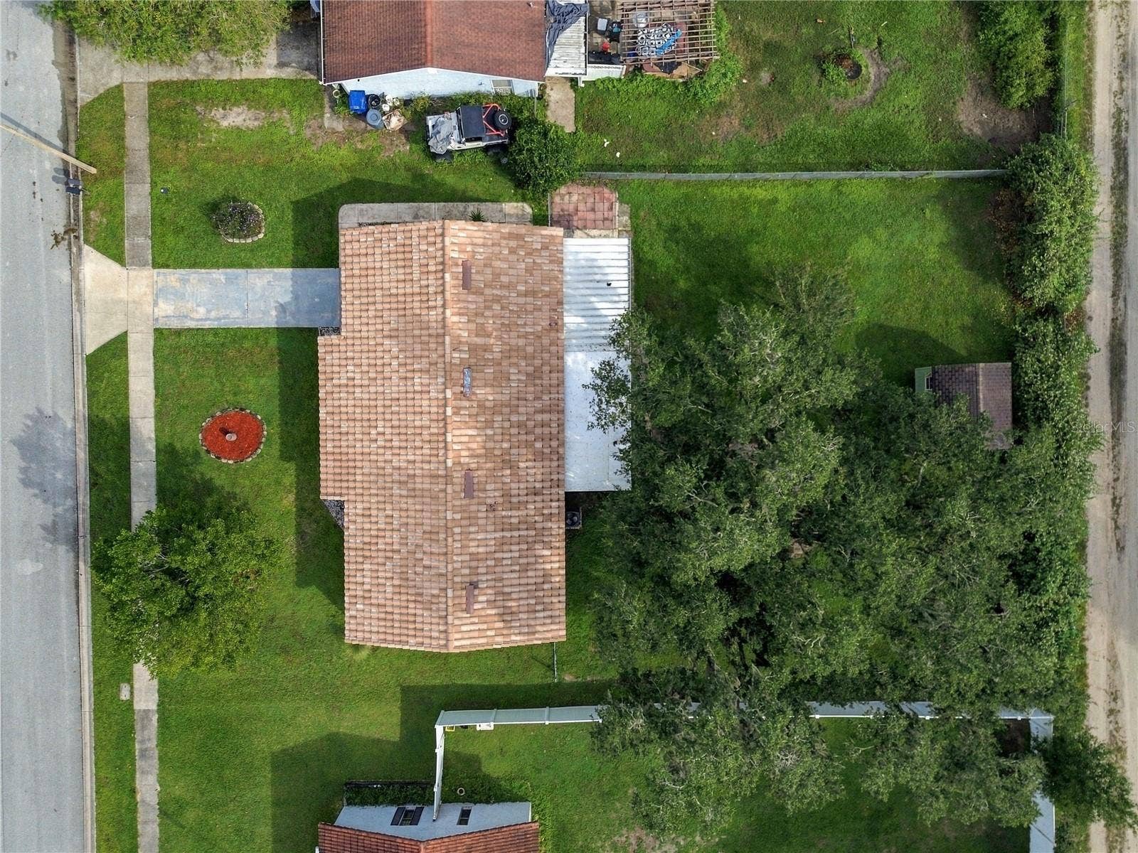 8410 ANGELA COURT, Zephyrhills, FL 33541 8410 ANGELA COURT, Zephyrhills, FL 33541