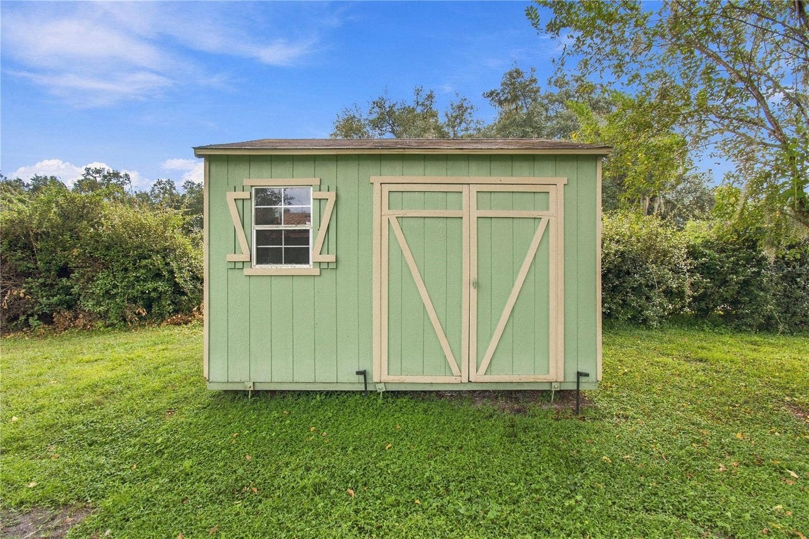 8410 ANGELA COURT, Zephyrhills, FL 33541 8410 ANGELA COURT, Zephyrhills, FL 33541