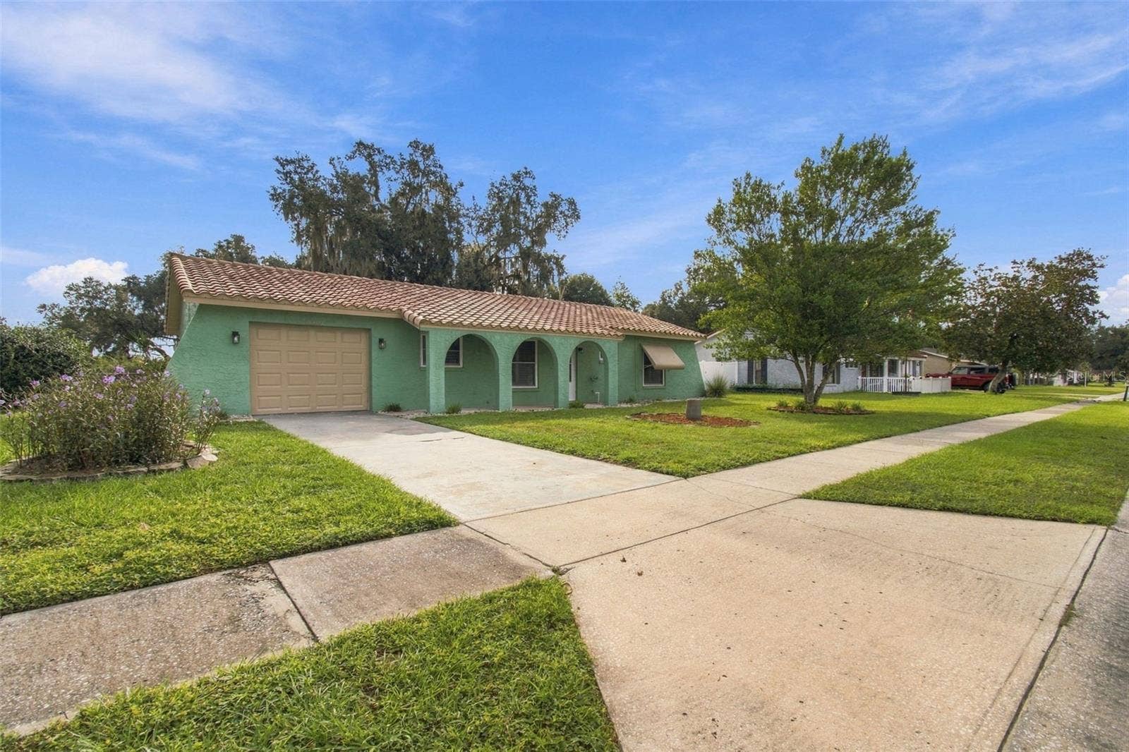 8410 ANGELA COURT, Zephyrhills, FL 33541 8410 ANGELA COURT, Zephyrhills, FL 33541