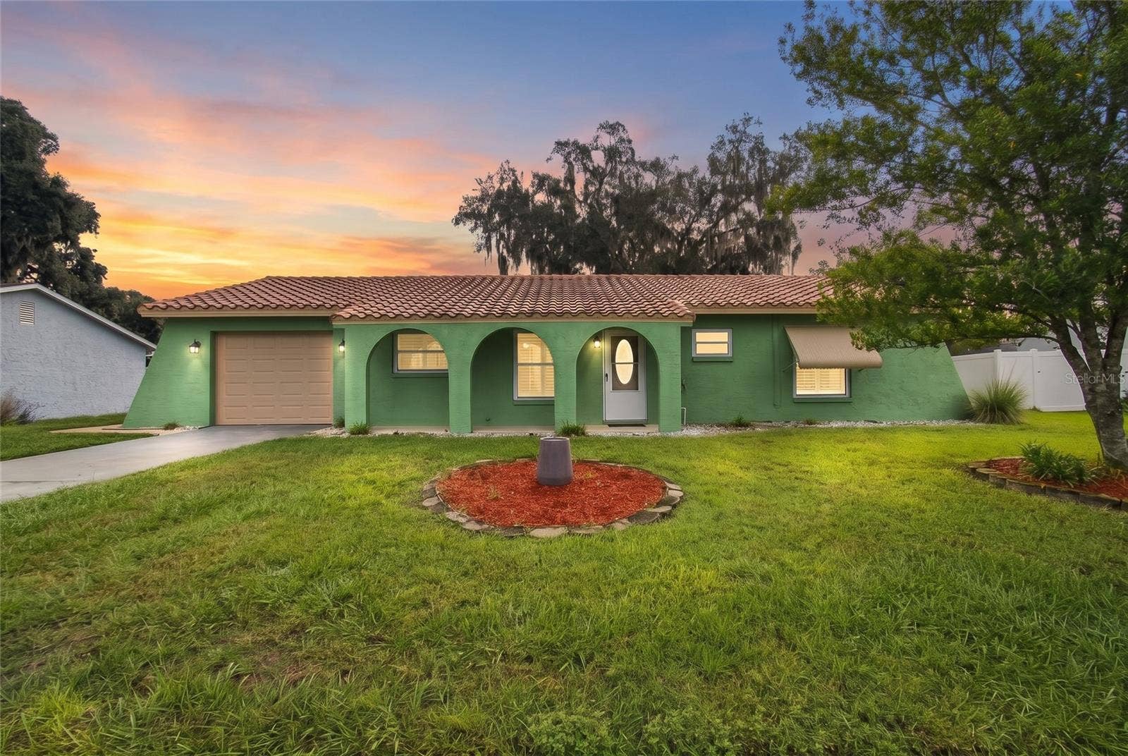 8410 ANGELA COURT, Zephyrhills, FL 33541 8410 ANGELA COURT, Zephyrhills, FL 33541