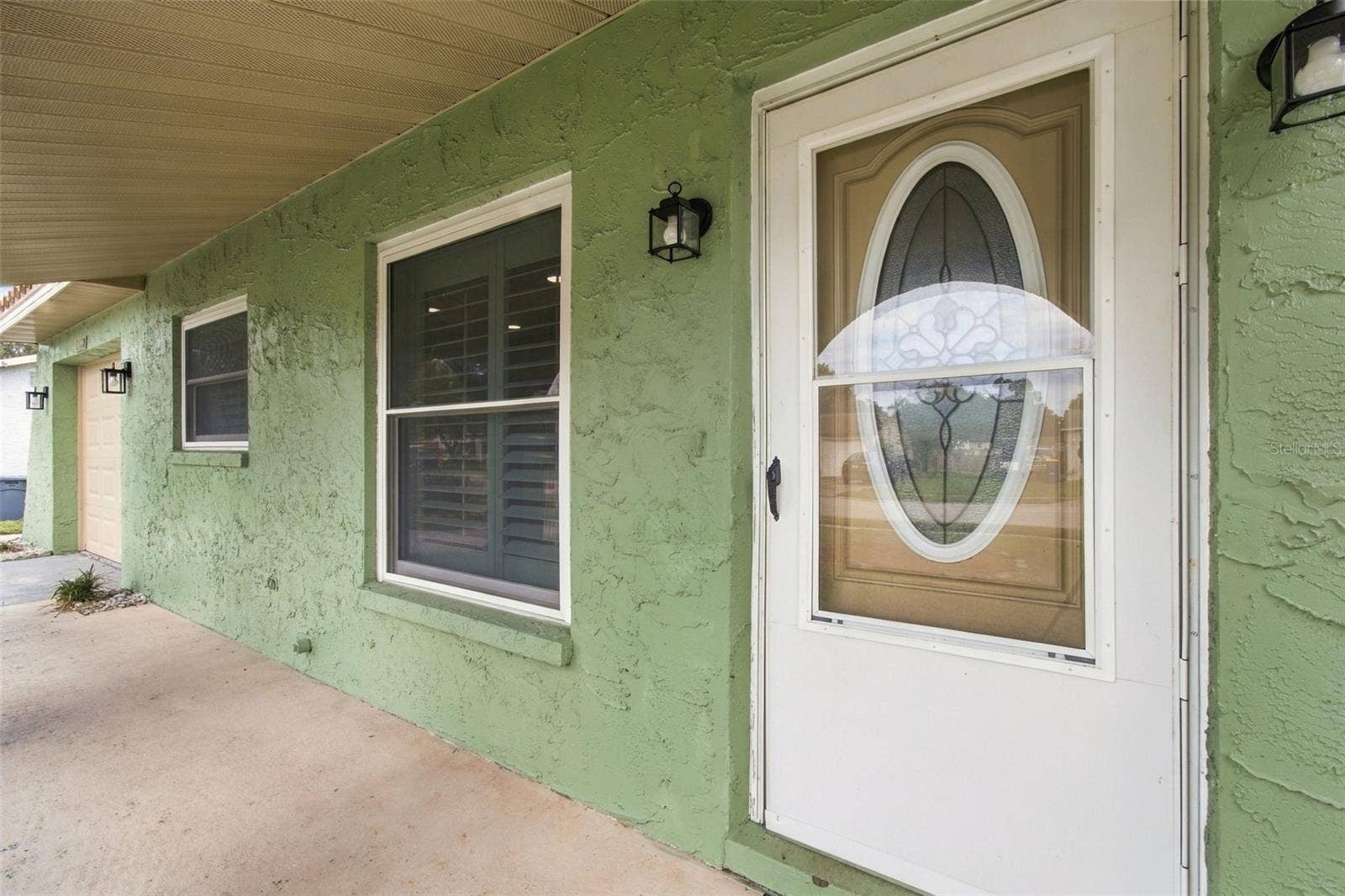 8410 ANGELA COURT, Zephyrhills, FL 33541 8410 ANGELA COURT, Zephyrhills, FL 33541