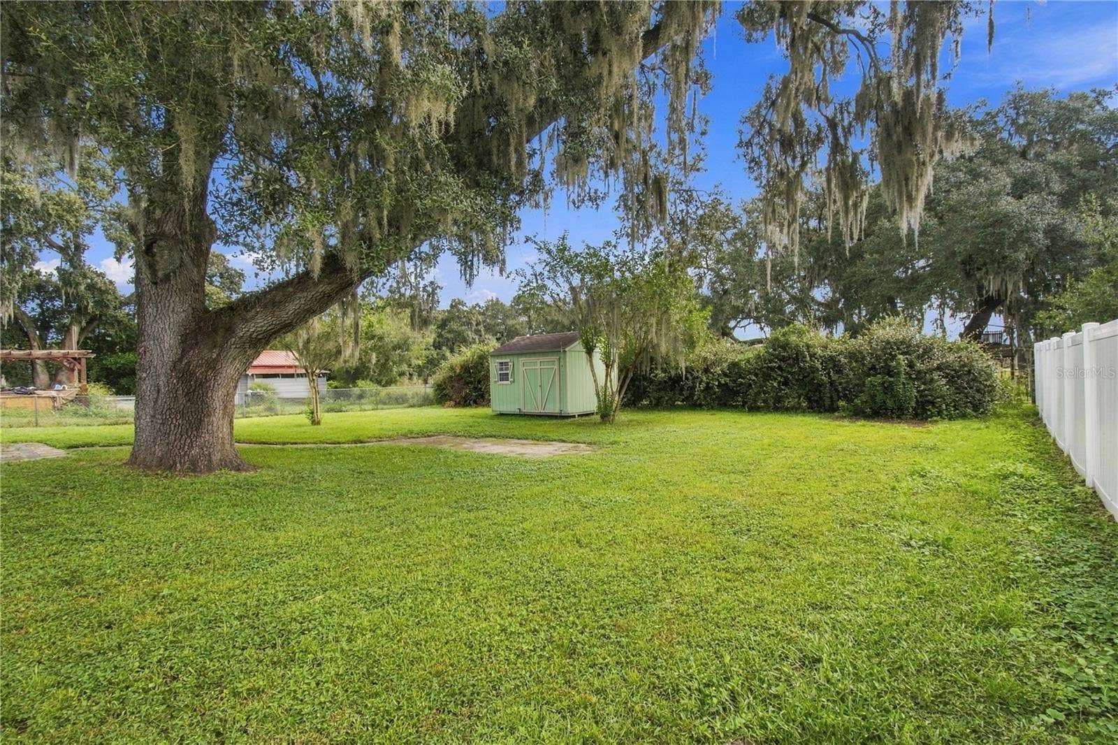 8410 ANGELA COURT, Zephyrhills, FL 33541 8410 ANGELA COURT, Zephyrhills, FL 33541
