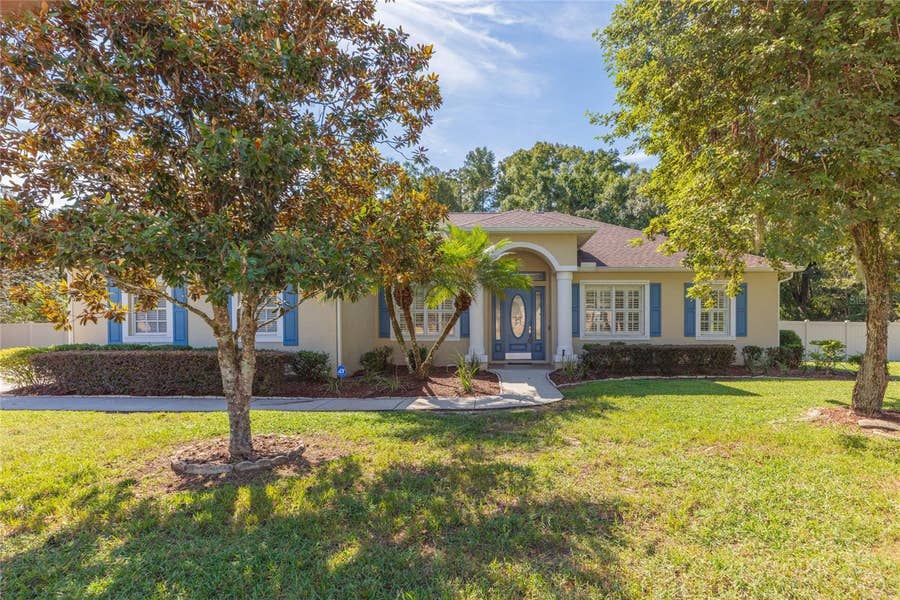 Property photo for 11730 LAKEVIEW DRIVE, New Port Richey, FL