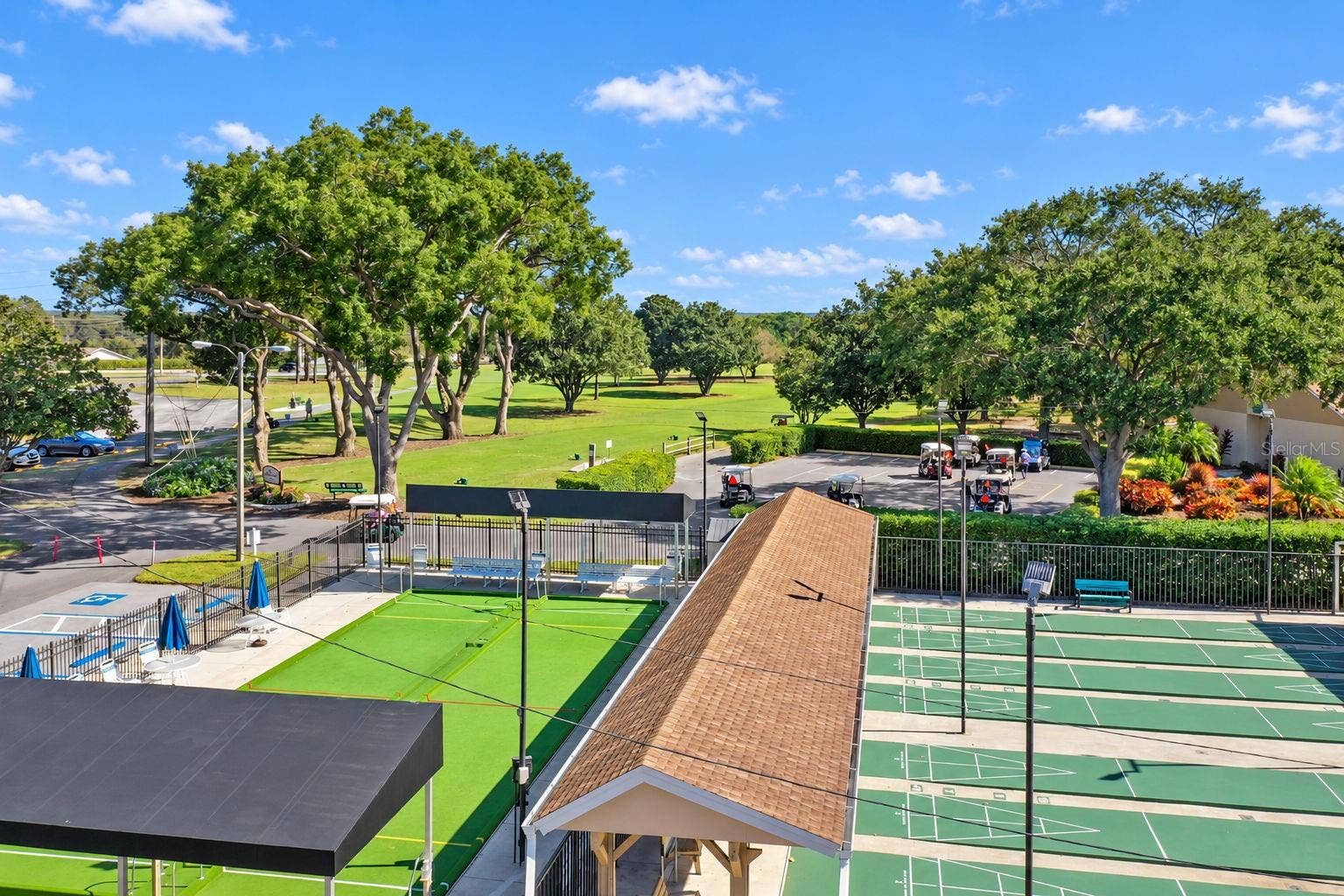 913 SUTTON PLACE, Palm Harbor, FL 34684 913 SUTTON PLACE, Palm Harbor, FL 34684