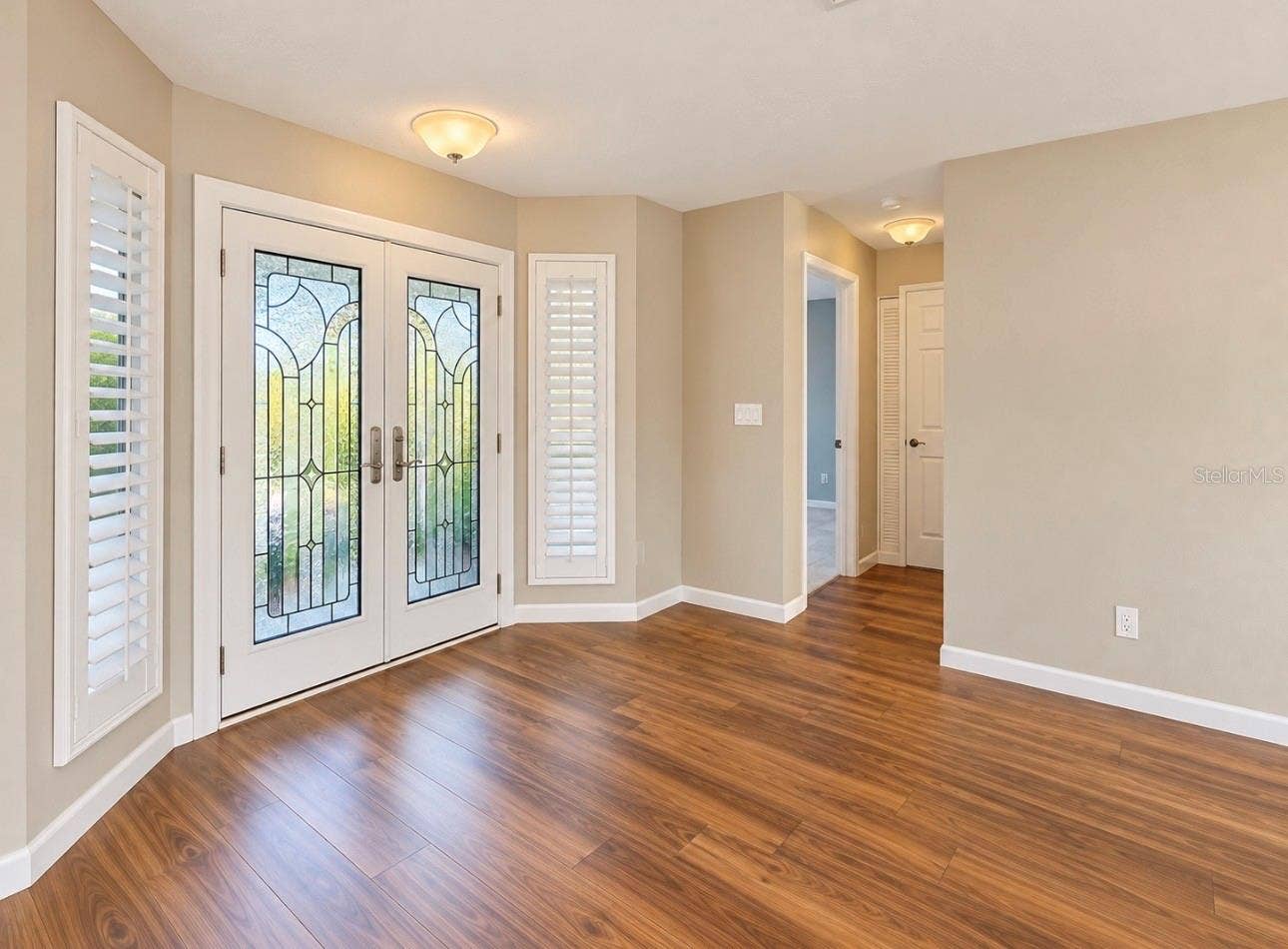 913 SUTTON PLACE, Palm Harbor, FL 34684 913 SUTTON PLACE, Palm Harbor, FL 34684