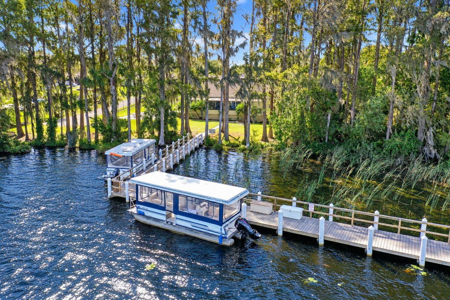 913 SUTTON PLACE, Palm Harbor, FL 34684 913 SUTTON PLACE, Palm Harbor, FL 34684