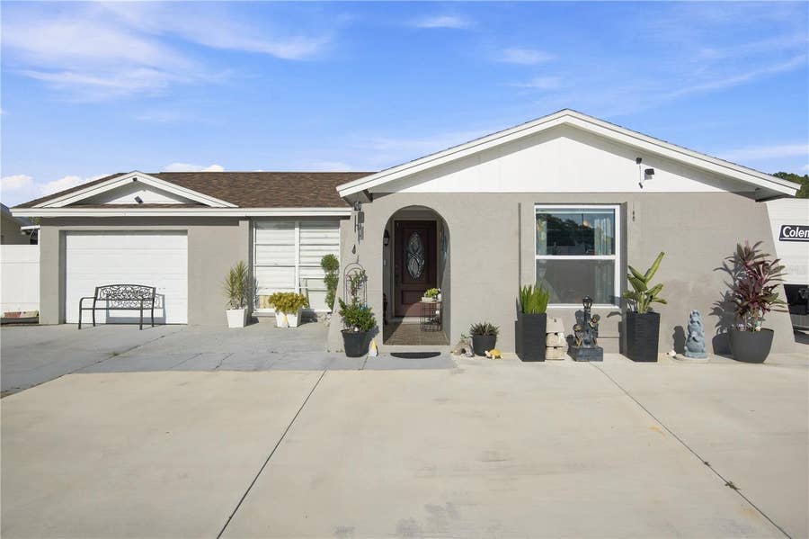 Property photo for 9610 SHALIMAR COURT, Tampa, FL