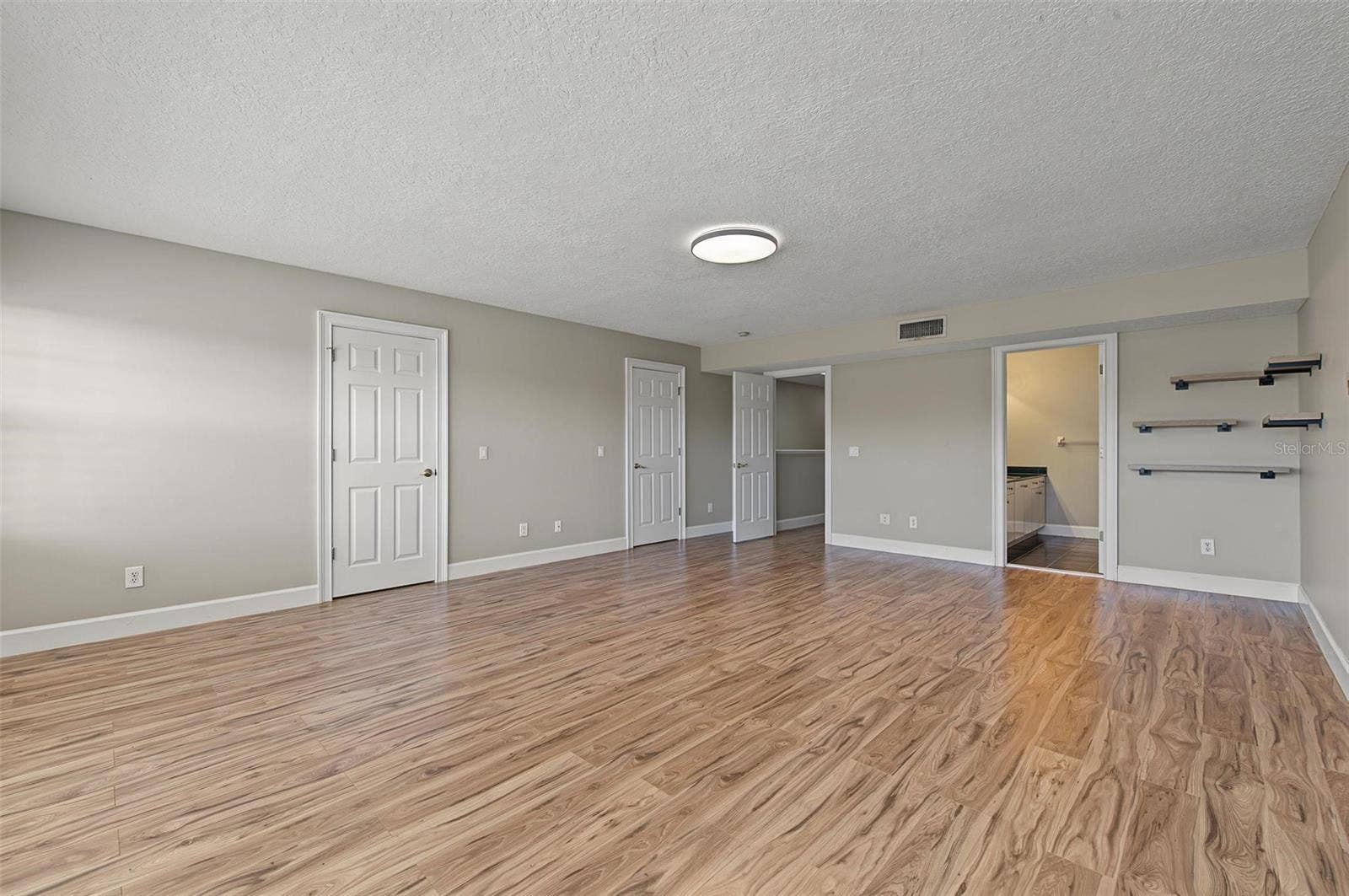 1626 LAGO VISTA BOULEVARD, Palm Harbor, FL 34685 1626 LAGO VISTA BOULEVARD, Palm Harbor, FL 34685