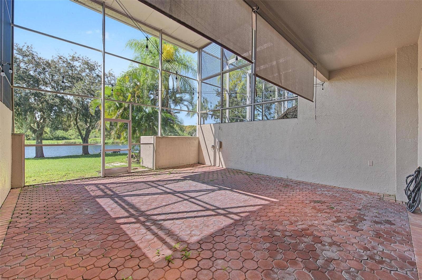1626 LAGO VISTA BOULEVARD, Palm Harbor, FL 34685 1626 LAGO VISTA BOULEVARD, Palm Harbor, FL 34685
