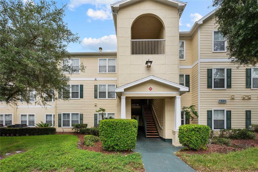 Property photo for 18235 BRIDLE CLUB DRIVE, #18235, Tampa, FL
