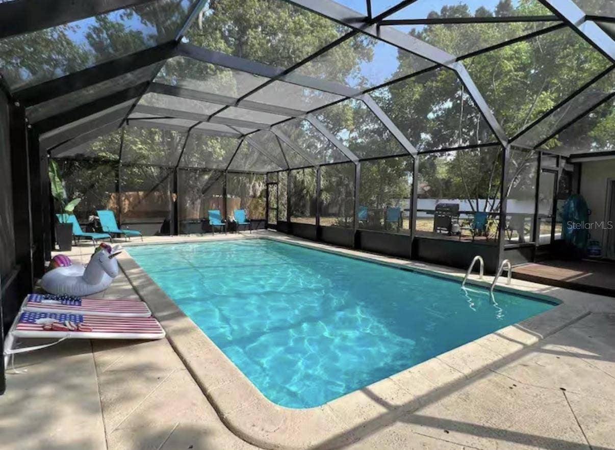 2608 OAKWOOD DRIVE, Largo, FL 33771 2608 OAKWOOD DRIVE, Largo, FL 33771