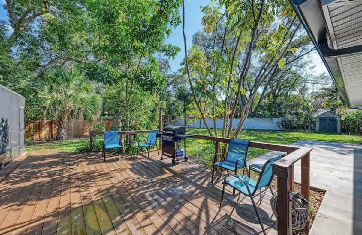 2608 OAKWOOD DRIVE, Largo, FL 33771 2608 OAKWOOD DRIVE, Largo, FL 33771