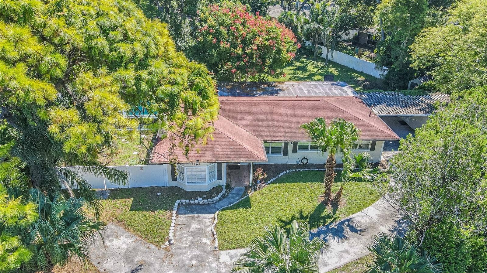 2608 OAKWOOD DRIVE, Largo, FL 33771 2608 OAKWOOD DRIVE, Largo, FL 33771
