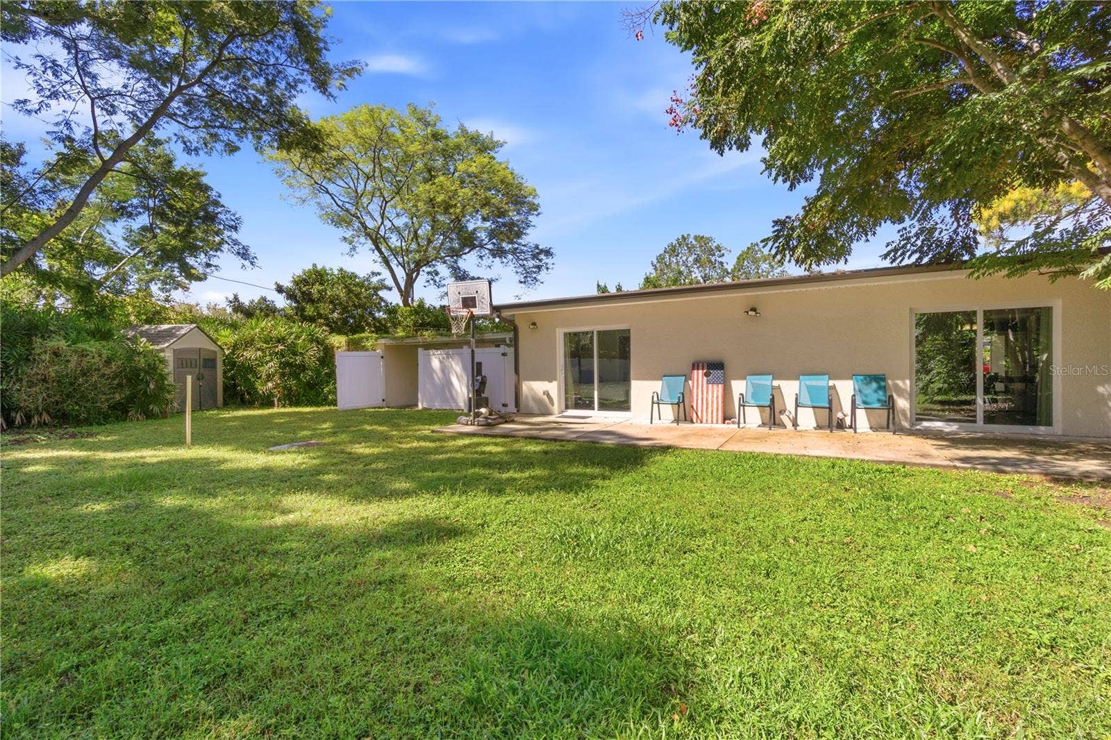 2608 OAKWOOD DRIVE, Largo, FL 33771 2608 OAKWOOD DRIVE, Largo, FL 33771