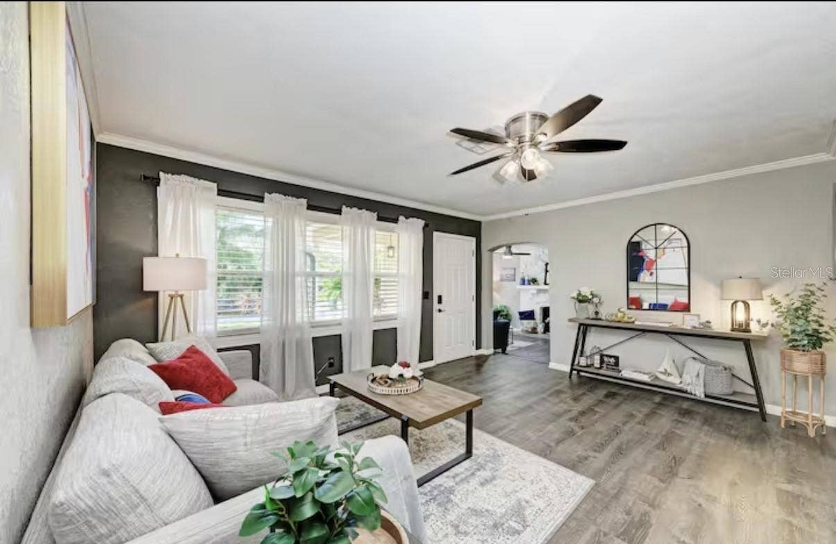 2608 OAKWOOD DRIVE, Largo, FL 33771 2608 OAKWOOD DRIVE, Largo, FL 33771