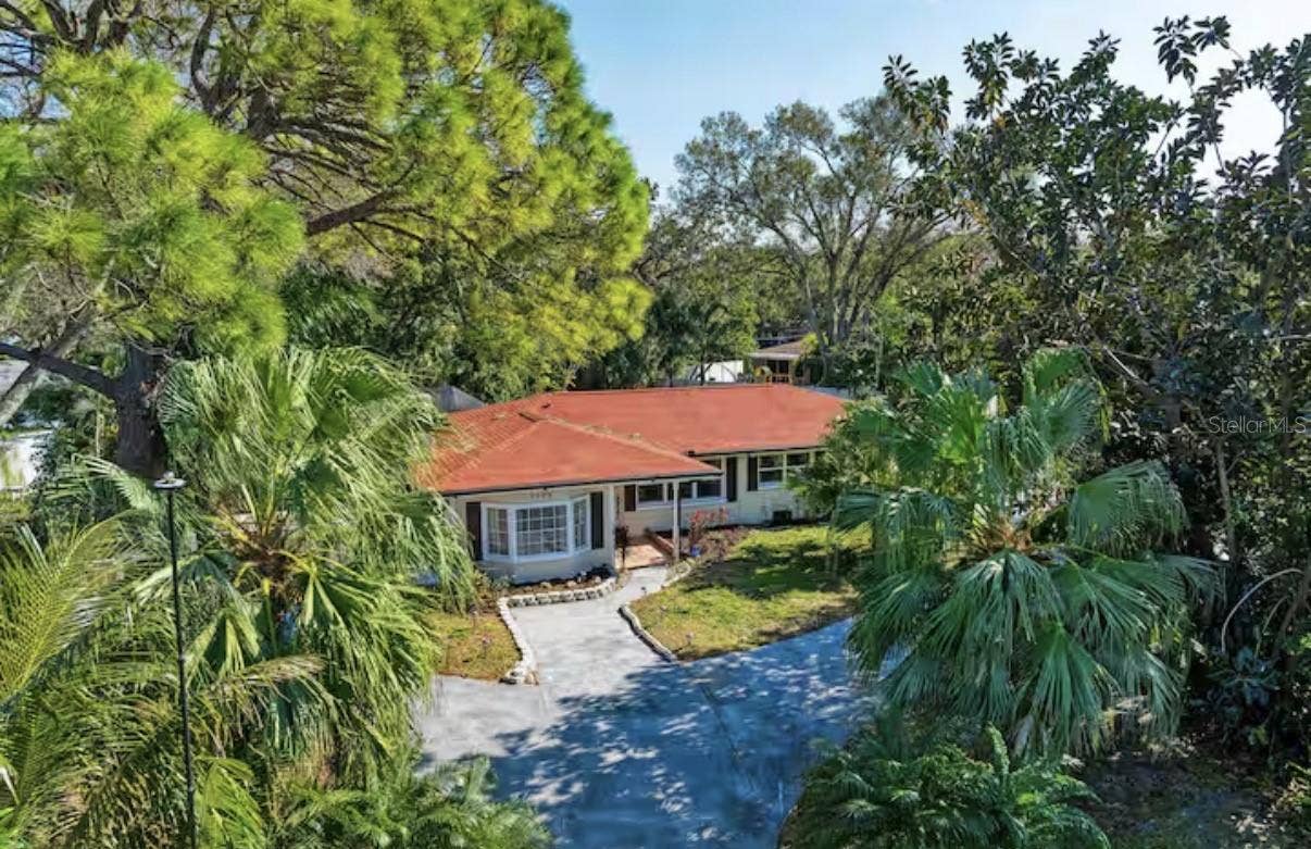 2608 OAKWOOD DRIVE, Largo, FL 33771 2608 OAKWOOD DRIVE, Largo, FL 33771